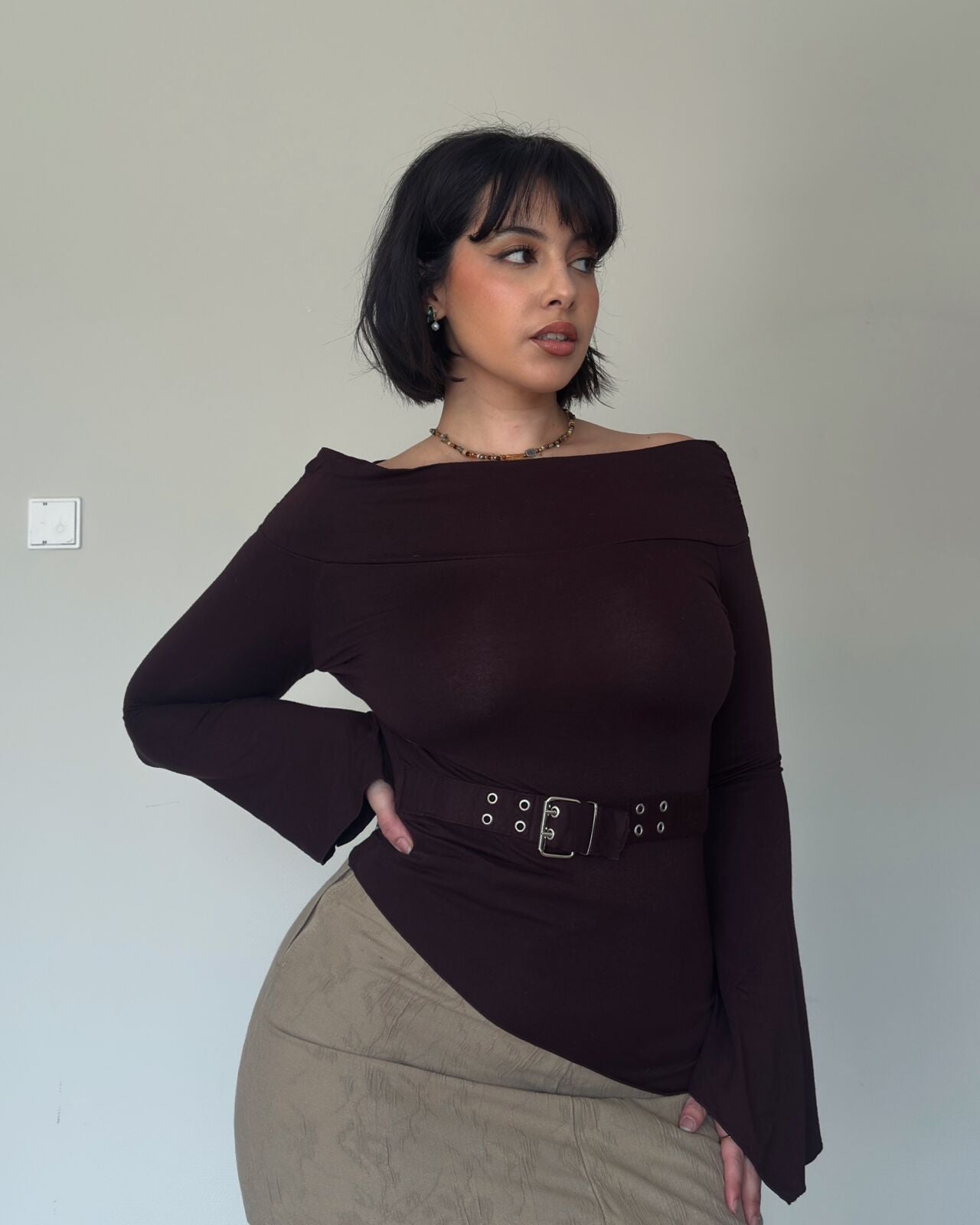 Y2K Belted Off Shoulder Top – size M/L