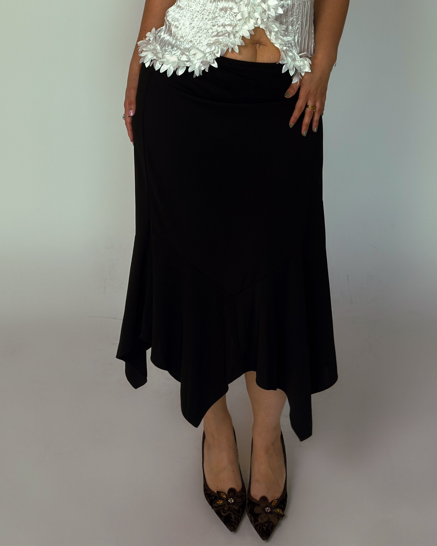 Vintage Black Handkerchief Hem Skirt - size L-XXL