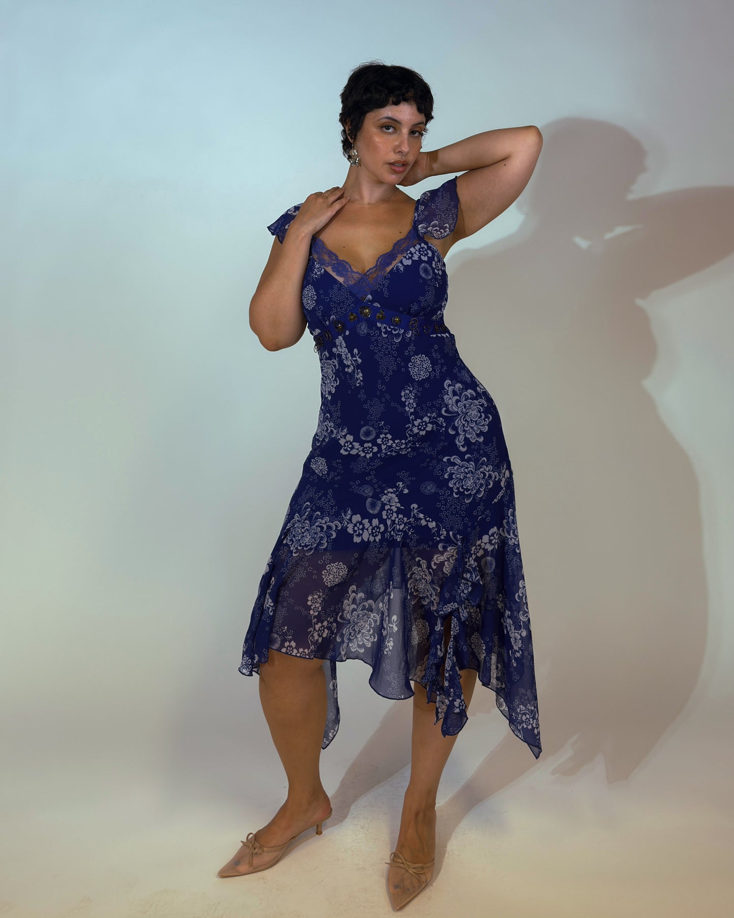 Vintage Blue Floral Midi Dress - size M/L