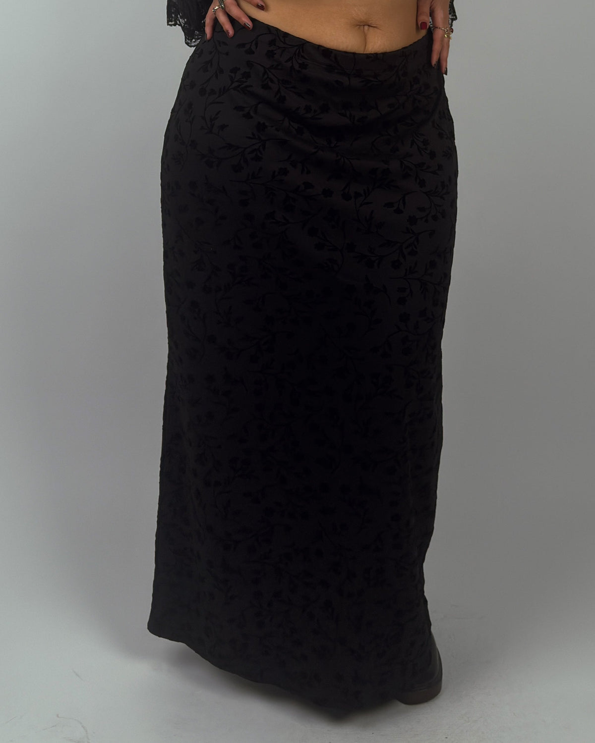 Black Velvet Floral Maxi Skirt - L-XXL