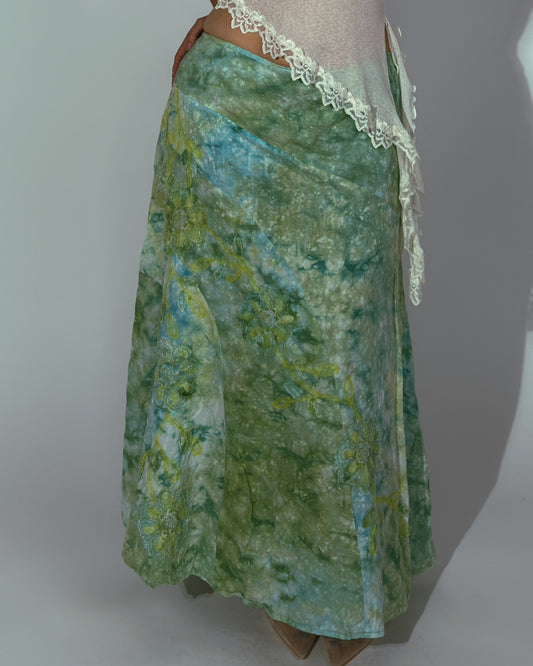 Vintage Embroidered Maxi Skirt - size XL/XXL
