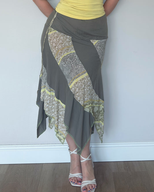 Handkerchief Hem Patchwork Midi Skirt - size L/XL