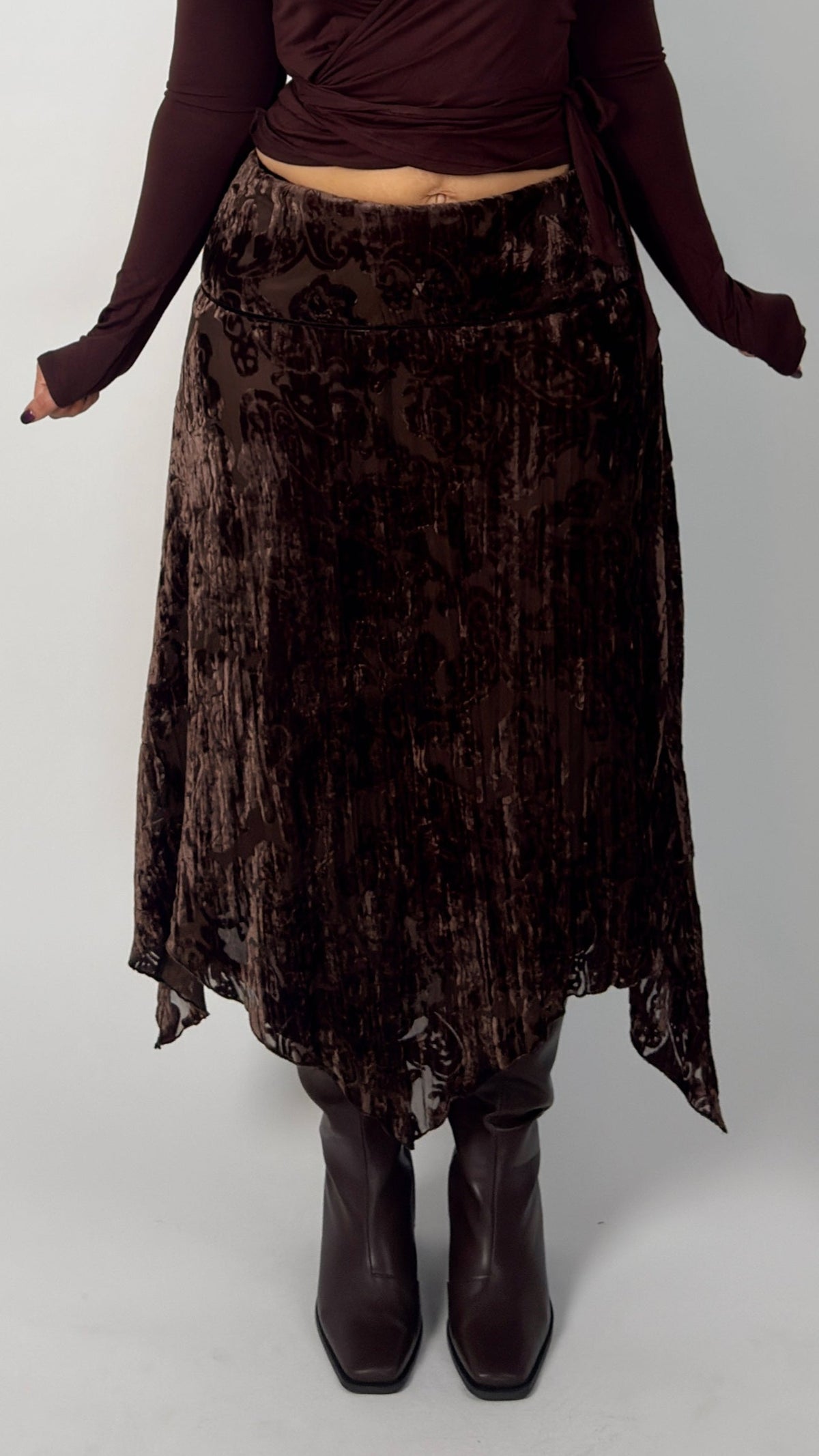 Velvet Hanky Hem Skirt - size M/L