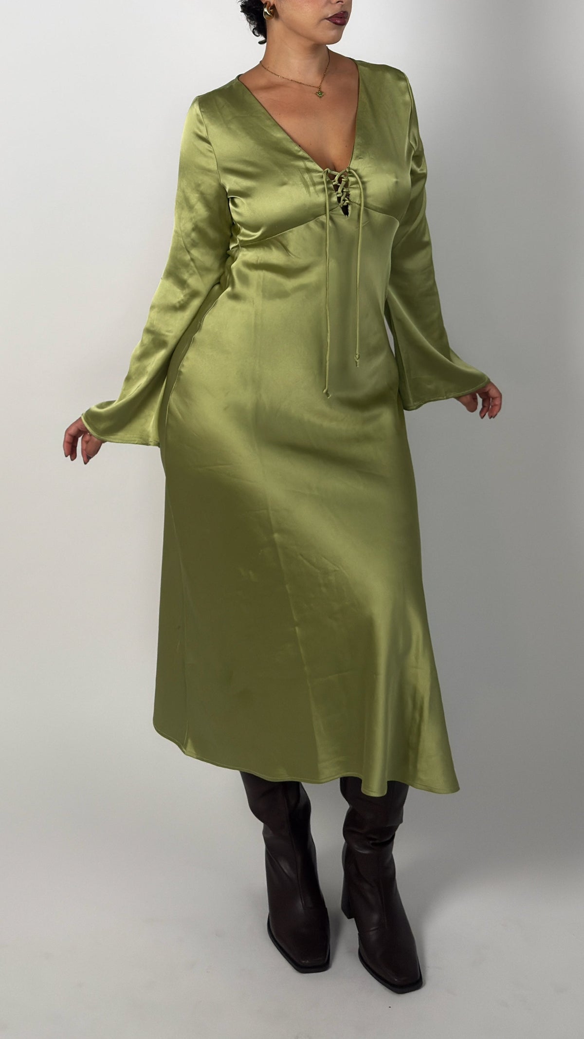 Green Satin Bell Sleeve Midi Dress - M/L