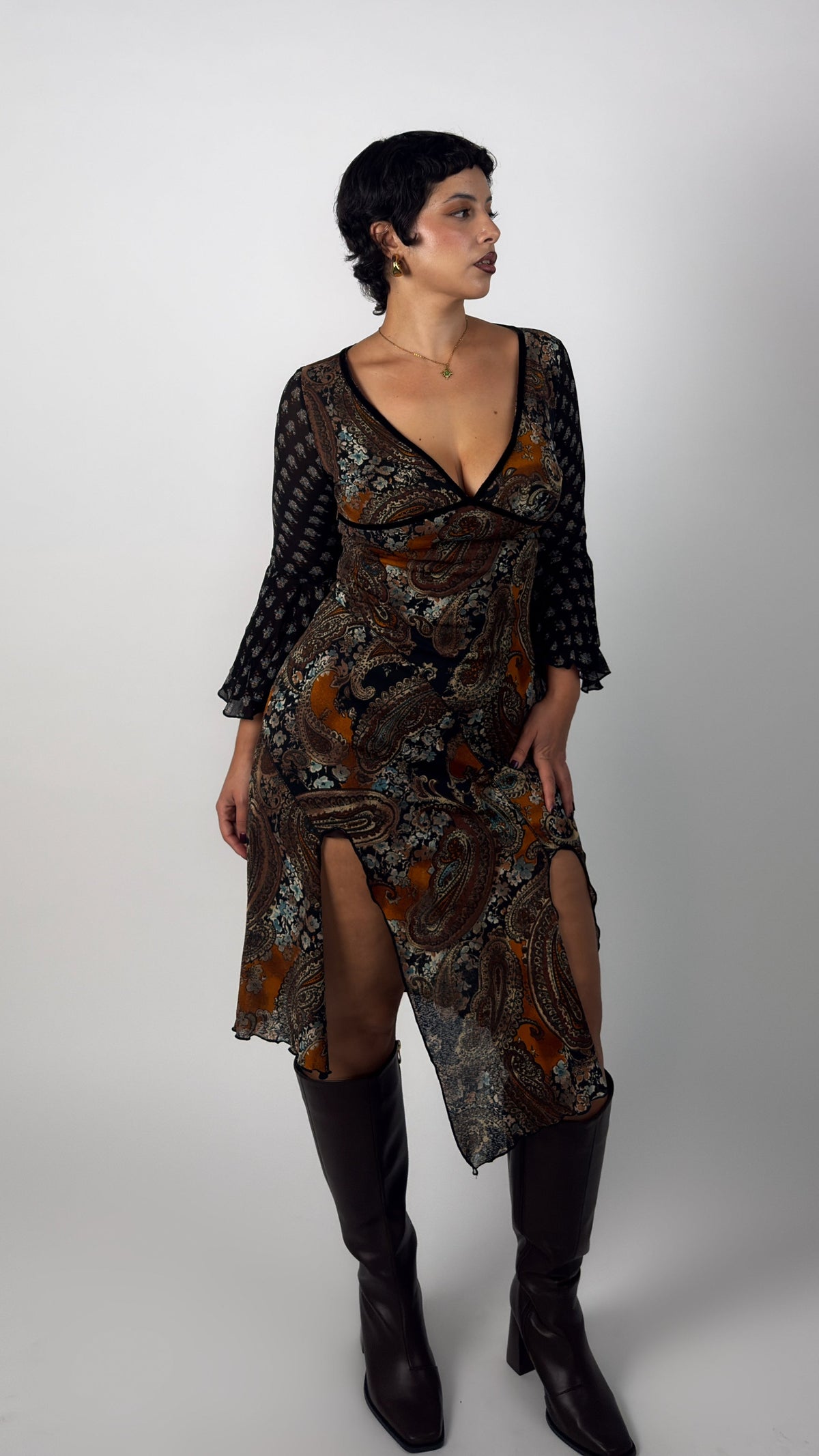 Vintage Whimsy Bell Sleeve Dress - M/L