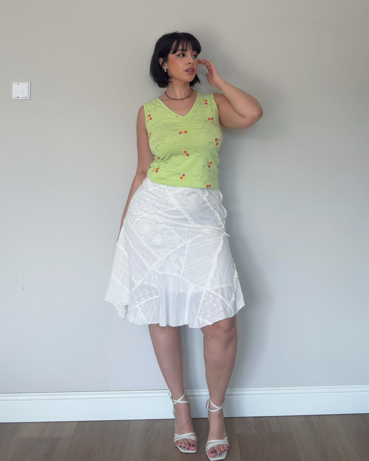 White Ruffle Embroidered Midi Skirt – size M/L