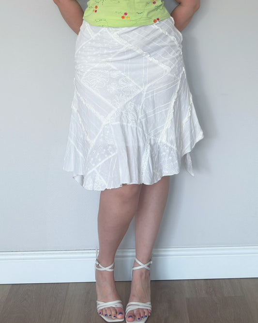 White Ruffle Embroidered Midi Skirt – size M/L