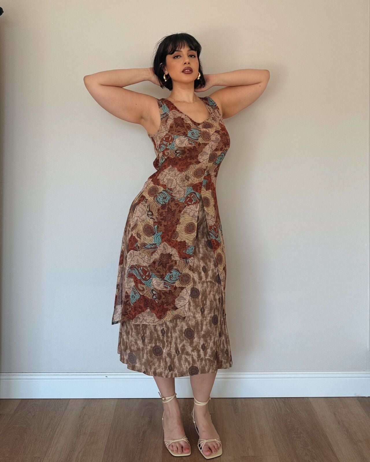Vintage floral midi dress