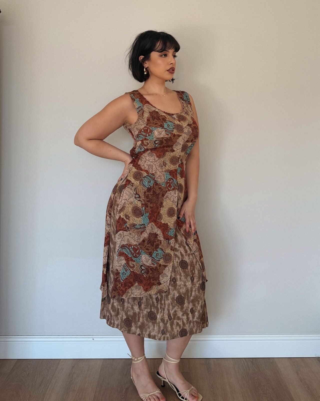 Vintage floral midi dress